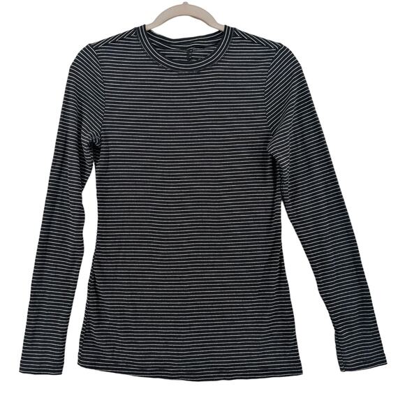 Universal Thread Knit Shirt Small Black Striped Long Sleeve Centre Seam Crewneck - Picture 1 of 8